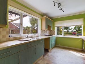 Kitchen- click for photo gallery